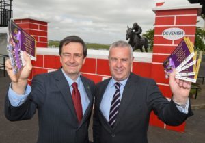 Damian McDonald (left), Horse Sport Ireland and Paul Hensey of the Curragh Racecourse